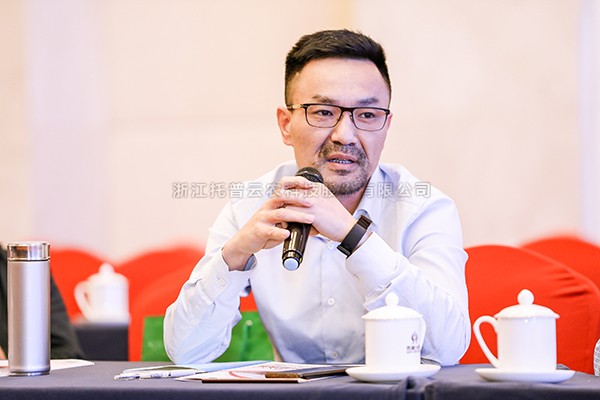 性爱视频在线观看麻豆董事長陳渝陽獲浙江省農業科技先進工作者稱號