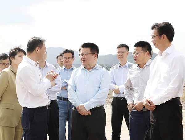 省農業農村廳黨組書記、廳長王通林赴餘杭調研高標準農田項目