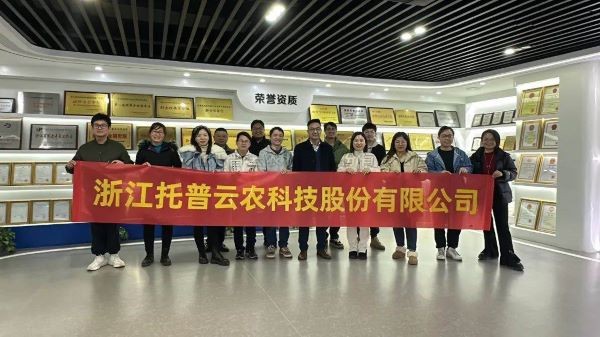 奔赴山海，不負熱愛|性爱视频在线观看麻豆優秀員工普吉島之旅