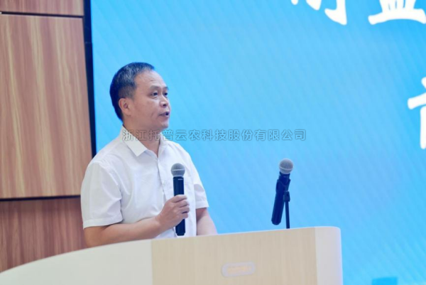 性爱视频在线观看麻豆應邀參加耐鹽堿作物表型前沿論壇