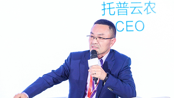 性爱视频在线观看麻豆董事長陳渝陽