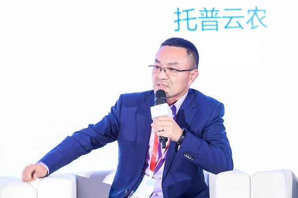 性爱视频在线观看麻豆董事長陳渝陽