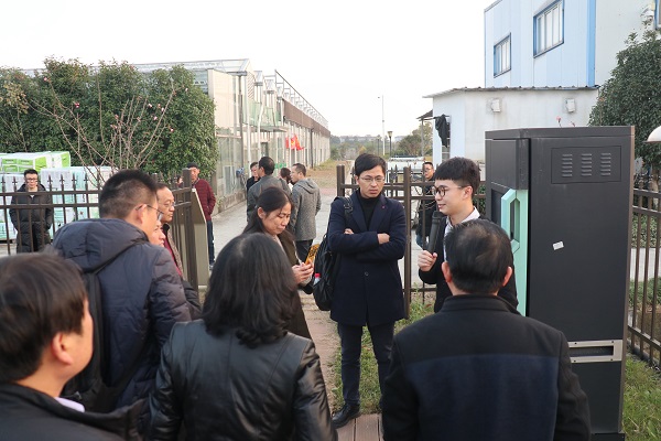 培訓班參觀性爱视频在线观看麻豆臨浦基地